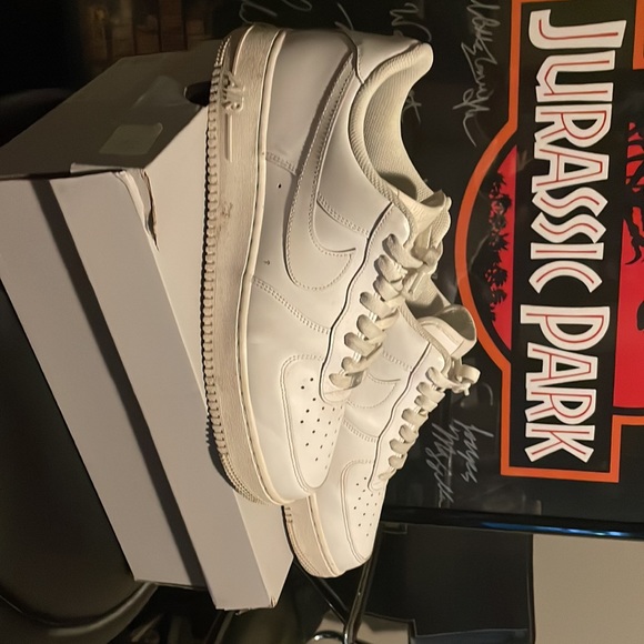 Used Size 11 Air Force 1s Only Worn Once Has crease protectors already - Picture 5 of 5